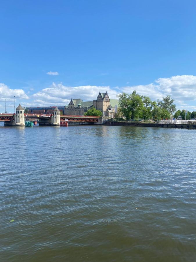 Floating Apartments - Odra Dream Szczecin Ngoại thất bức ảnh
